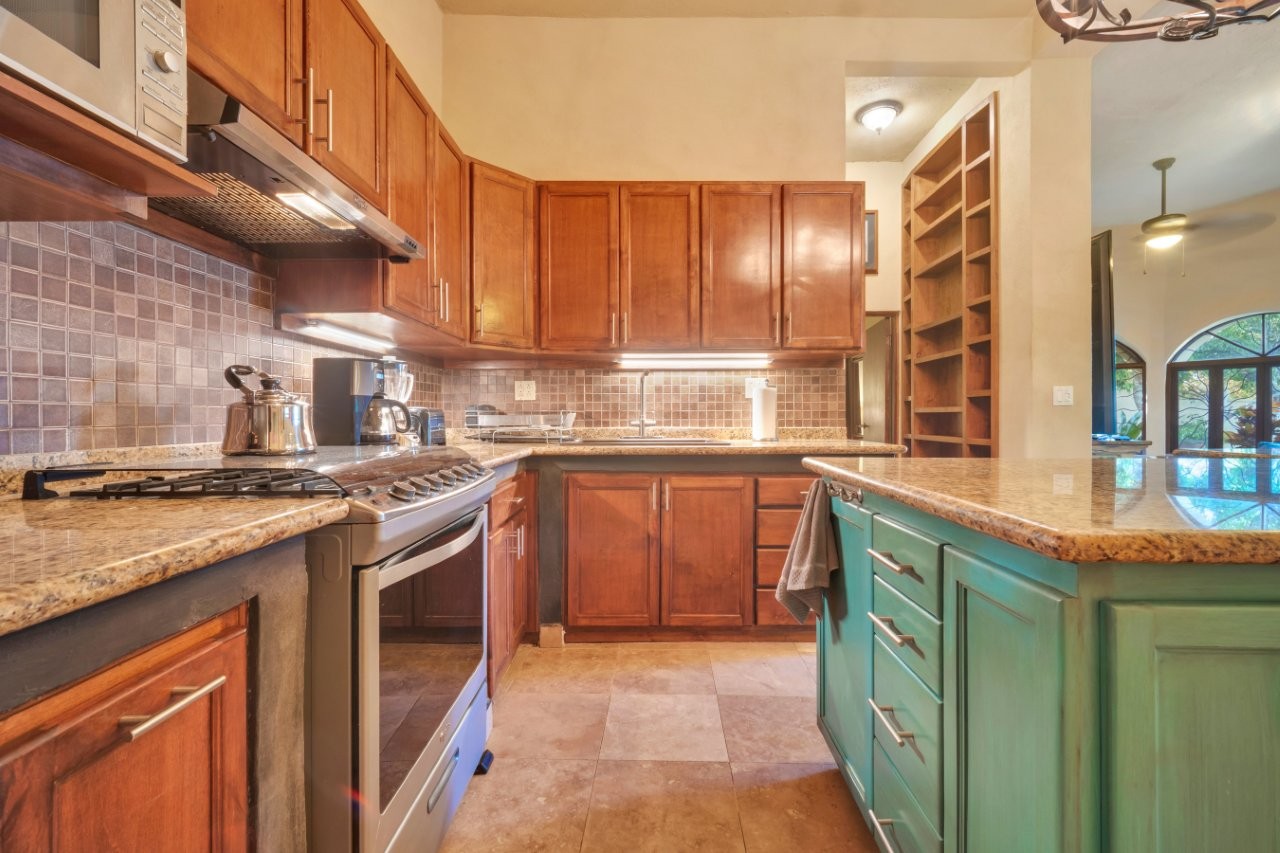Granite countertops and gas cooking