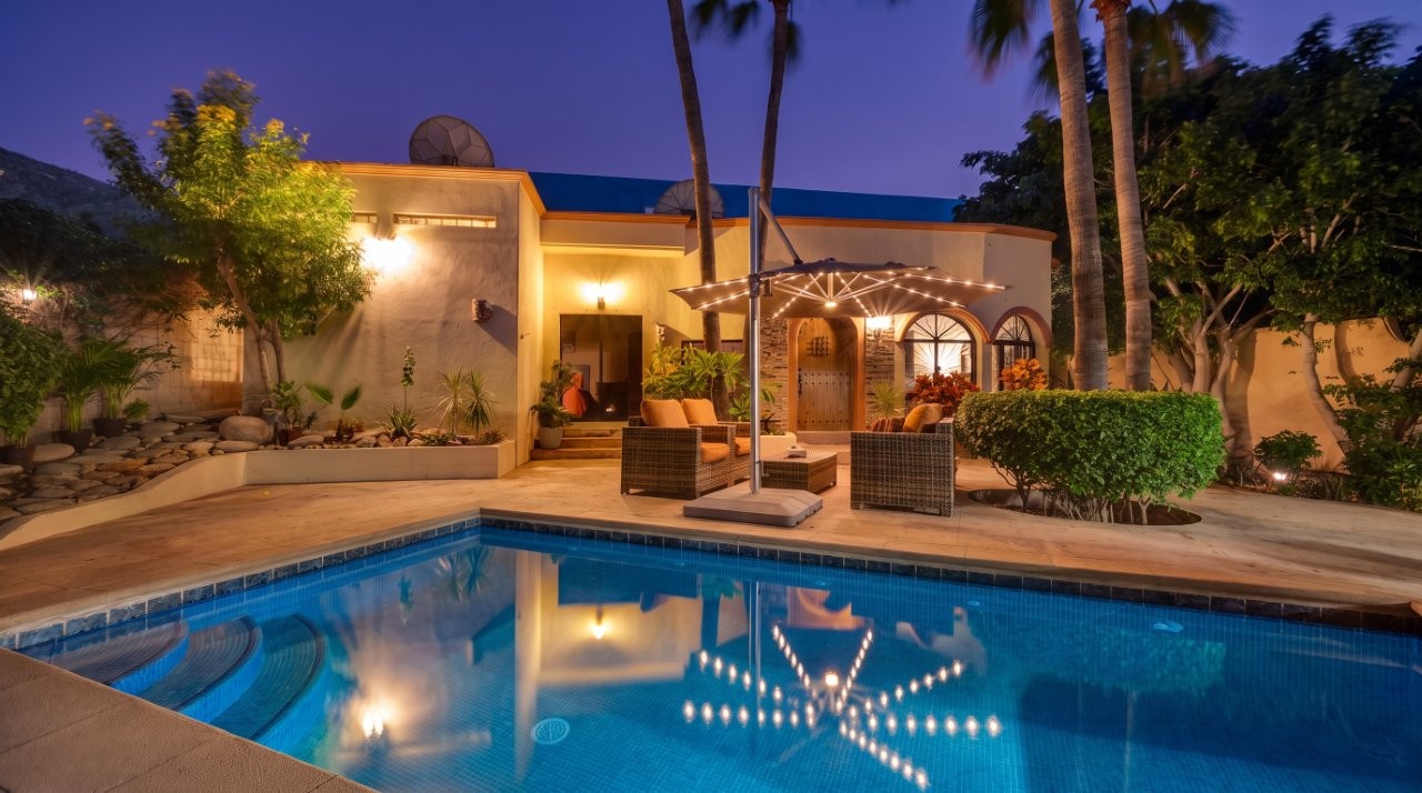 The courtyard becomes a private evening retreat